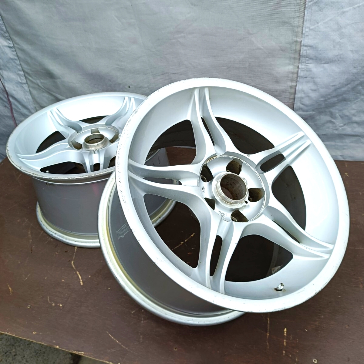 【HIRO】 редко встречающийся  ... Gewalt ...  в настоящее время  вещь  17 дюймов   2 штуки   Silvia   Skyline   Mark 2  114.3 5 отверстие  9J ？ 9.5J ？ +20?