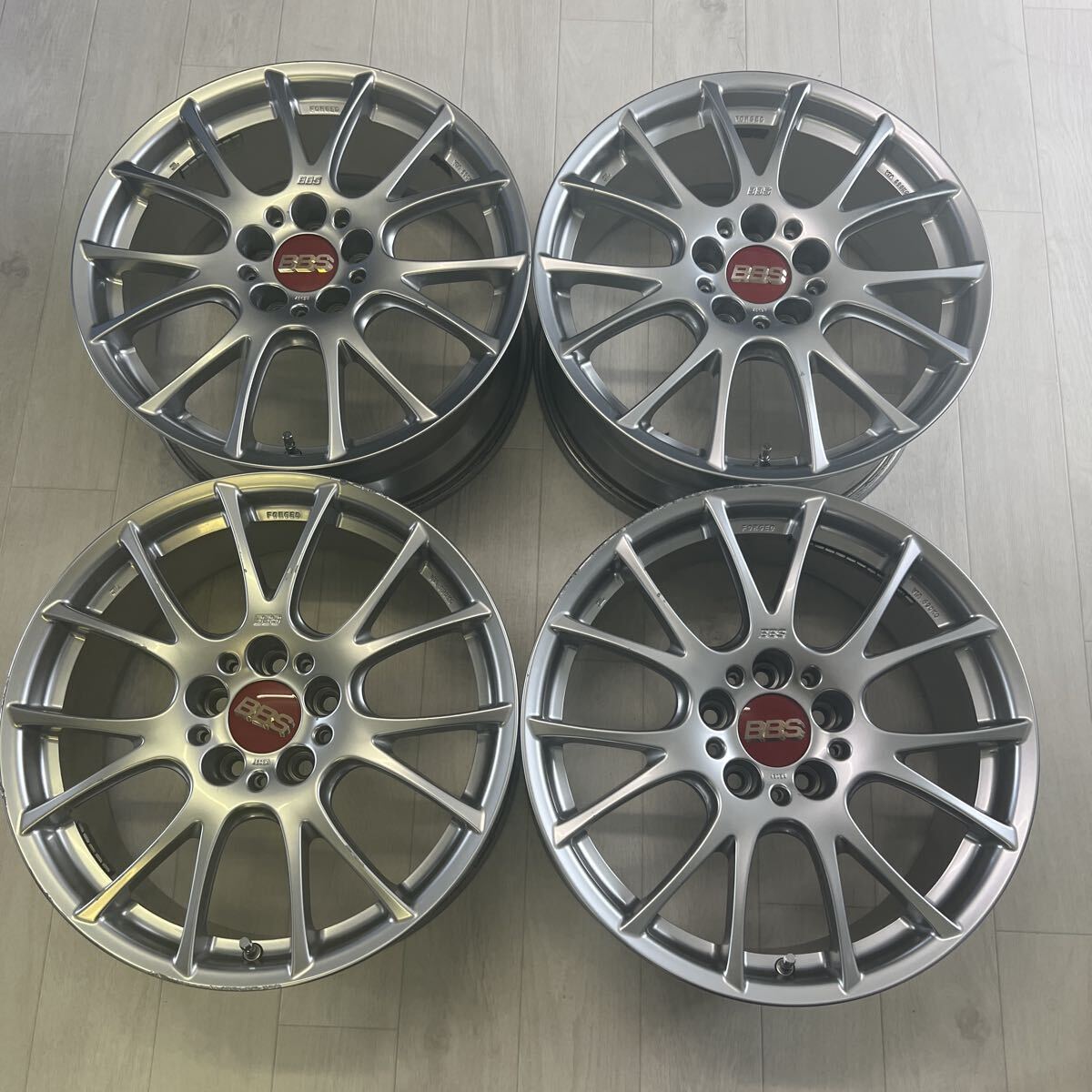 кованный  BBS RE057 18 дюймов 8J＋43 5H-114.3  4 штуки  комплект