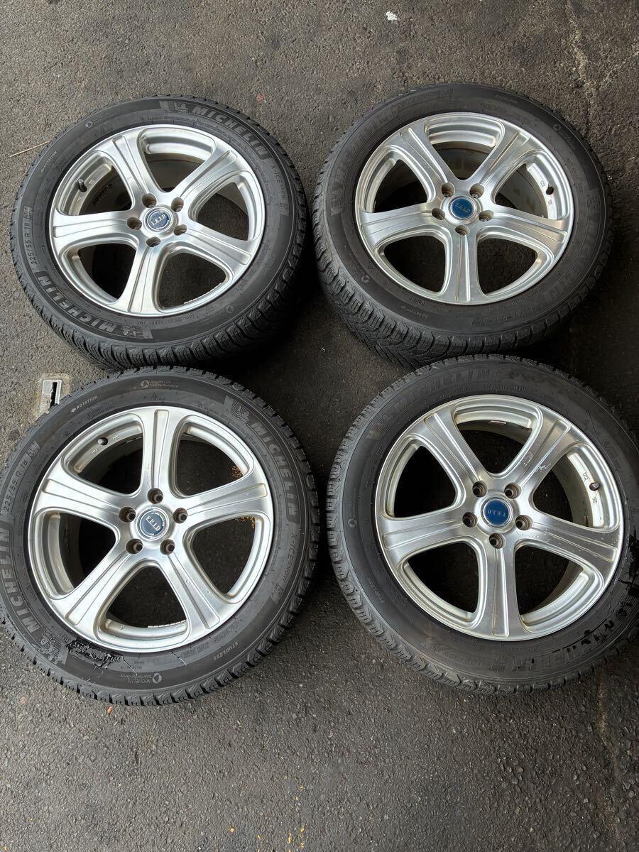 ☆ MICHELIN 　X-ICE SNOW 　 зимняя резина 　225/55R18  диск   идет в комплекте 　2023 год выпуска ☆　