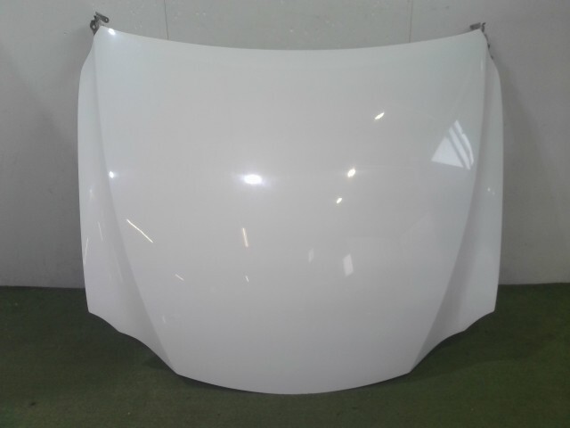 Lexus IS DAA-AVE30  капот  еда   IS300H F спорт  083 53301-53090