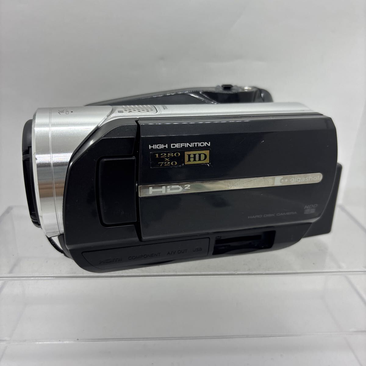 цифровая  видео-камера  TOSHIBA GSC-K40 2014 0405W1