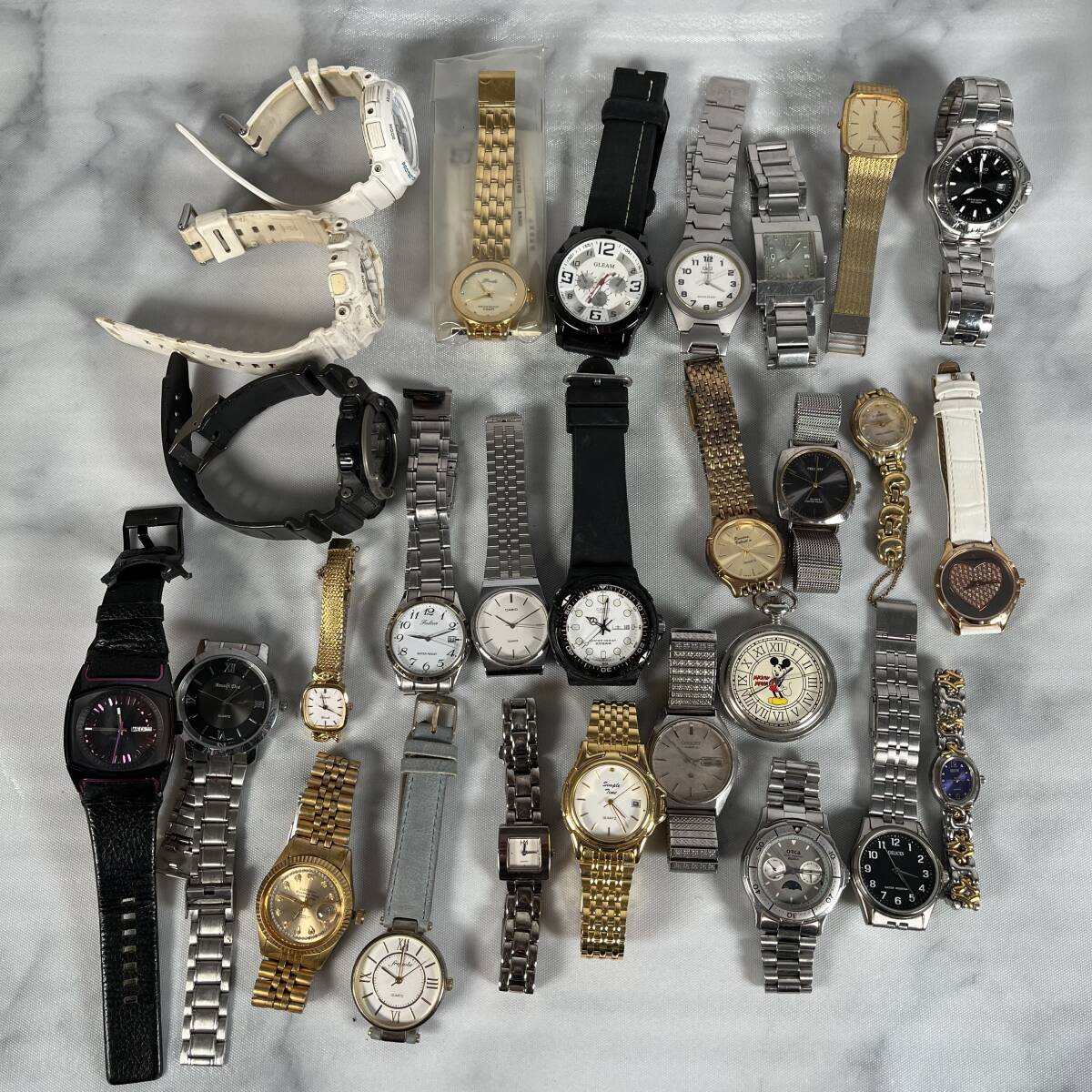 2608-509 ☆１  йен  старт ☆Casio G-SHOCK и др.  часы   большое количество   разные   продаю как нерабочий    подержанный товар   товар в состоянии "как есть"   на работоспособность не проверялось