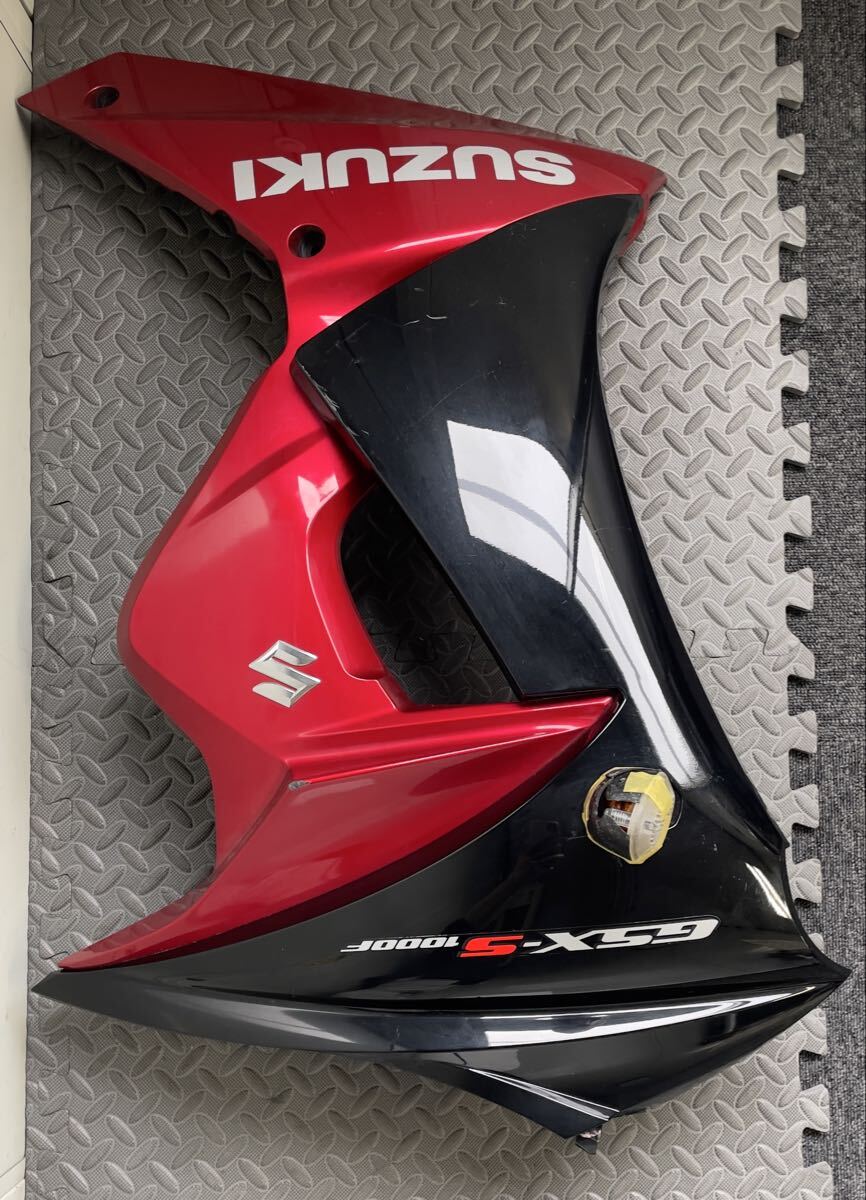 Suzuki  SUZUKI GSX-S1000F  бок   обтекатель   левый  сторона