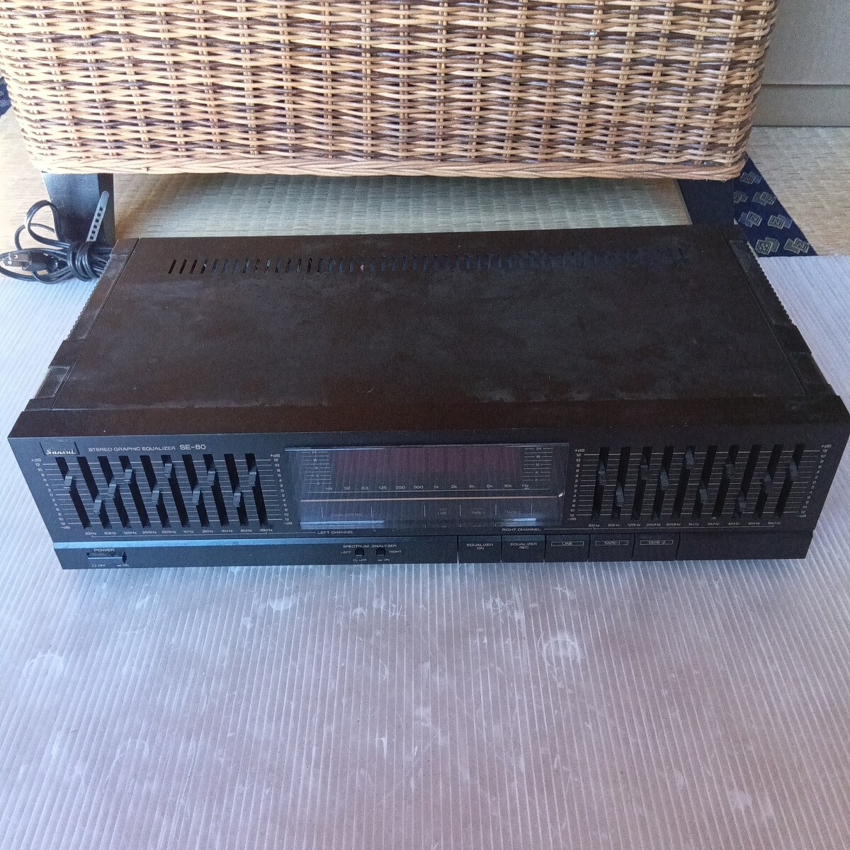 ☆　 Sansui  электротехническое оборудование 　SANSUI SE-80　 Графический эквалайзер 　 на работоспособность не проверялось 　 продаю как нерабочий  　☆