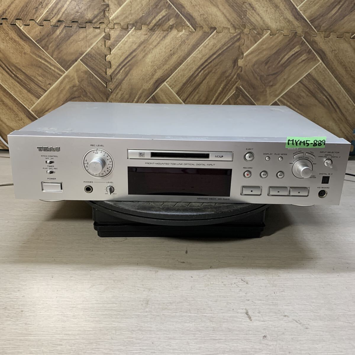 MYM5-889  очень дешево  TEAC MD-5MKⅡ MINIDISC DECK  включение питания NG  подержанный товар  товар в состоянии "как есть"  ※3 раз  повторно выставил   ... избавление
