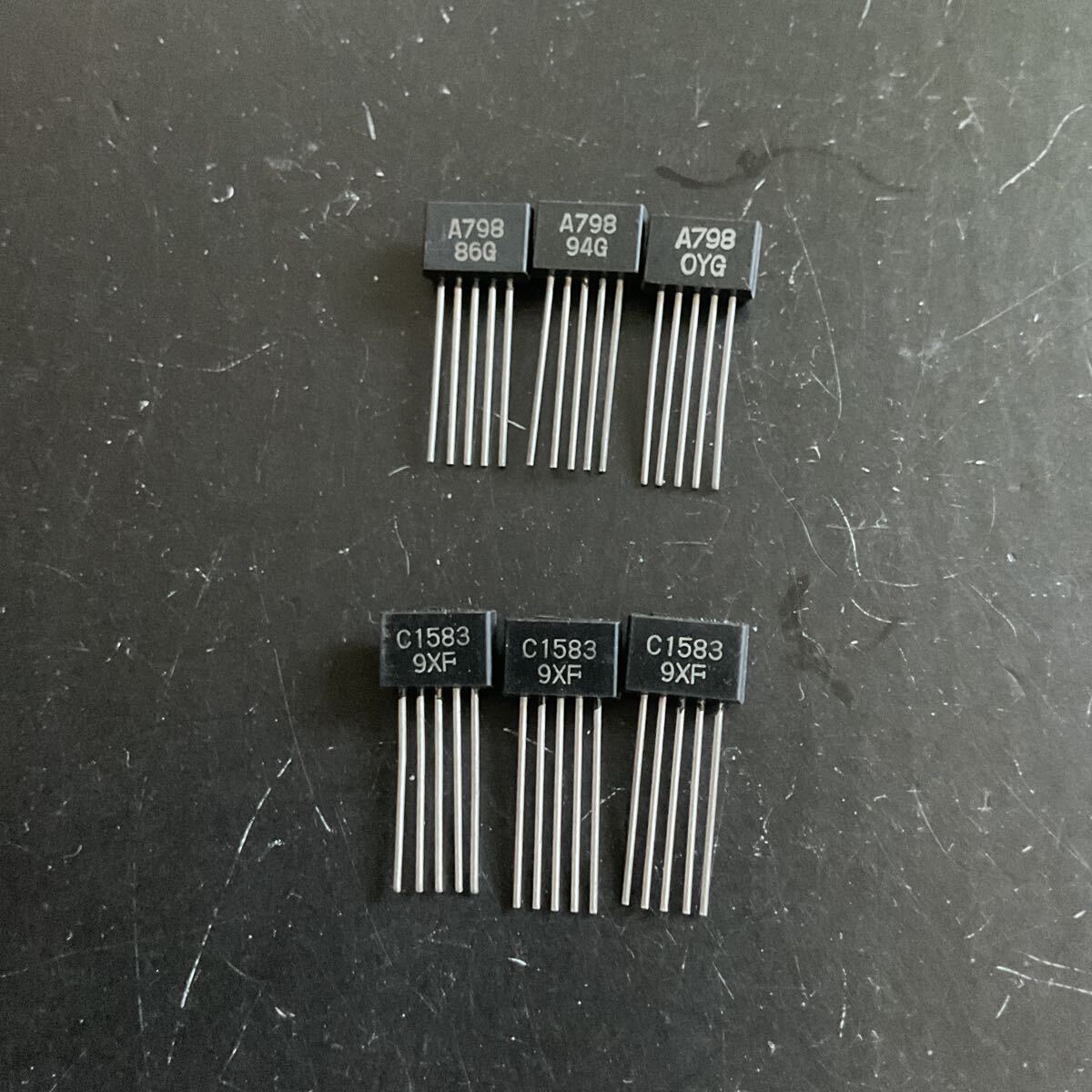 золото ...　２SC1583　2SA798  Mitsubishi 　 транзистор 　 6 штук 　... товар  редкий