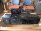 ... sharp большой размер radio - CD/ кассета - VHF/UHF QT-15CD